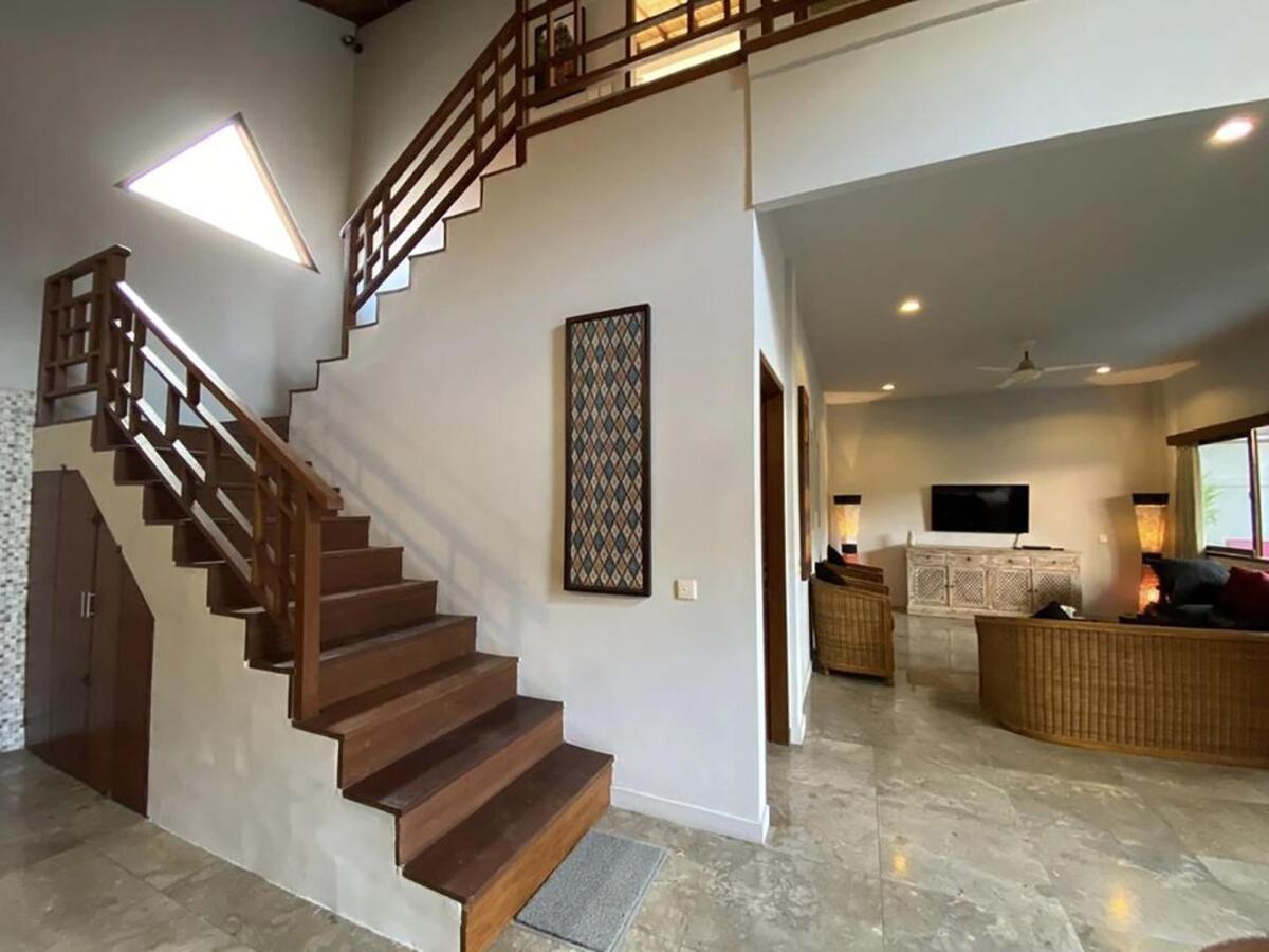 Shishi Bali Villa Seminyak Dış mekan fotoğraf